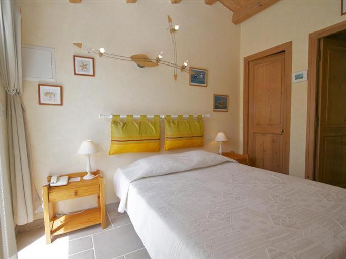 Locations De Vacances Le Clos Rhea Saint-Martin-de-Ré Стая снимка
